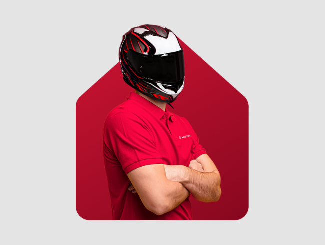 Dołącz do wyścigu i siądź z ARISTON za kierownicą Ferrari